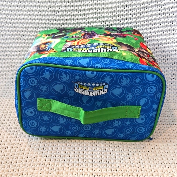 Skylanders Travel Tote, Lunch Box/Cooler. - Picture 4 of 9